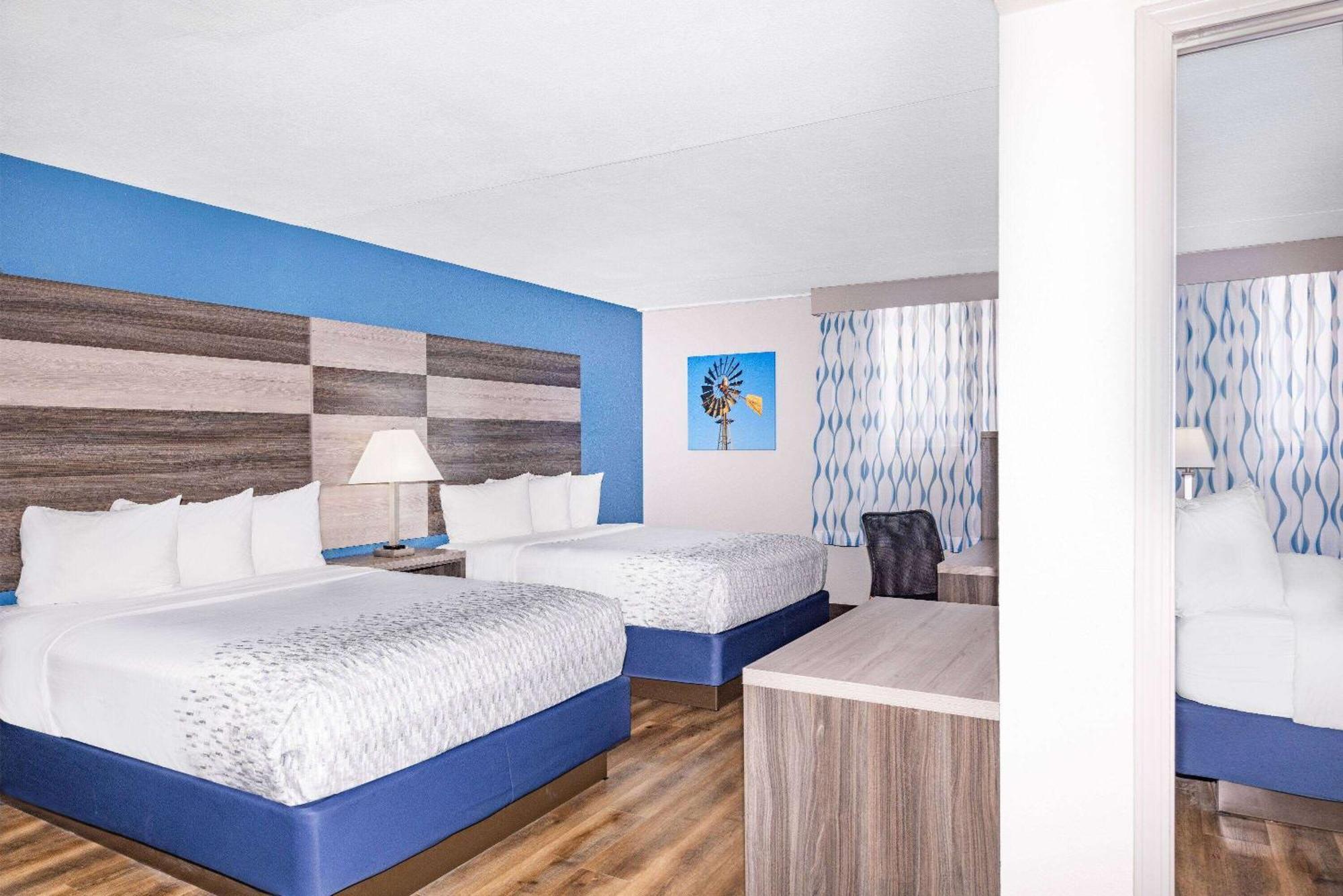 Hotel Wingate By Wyndham Wichita Airport Exterior foto